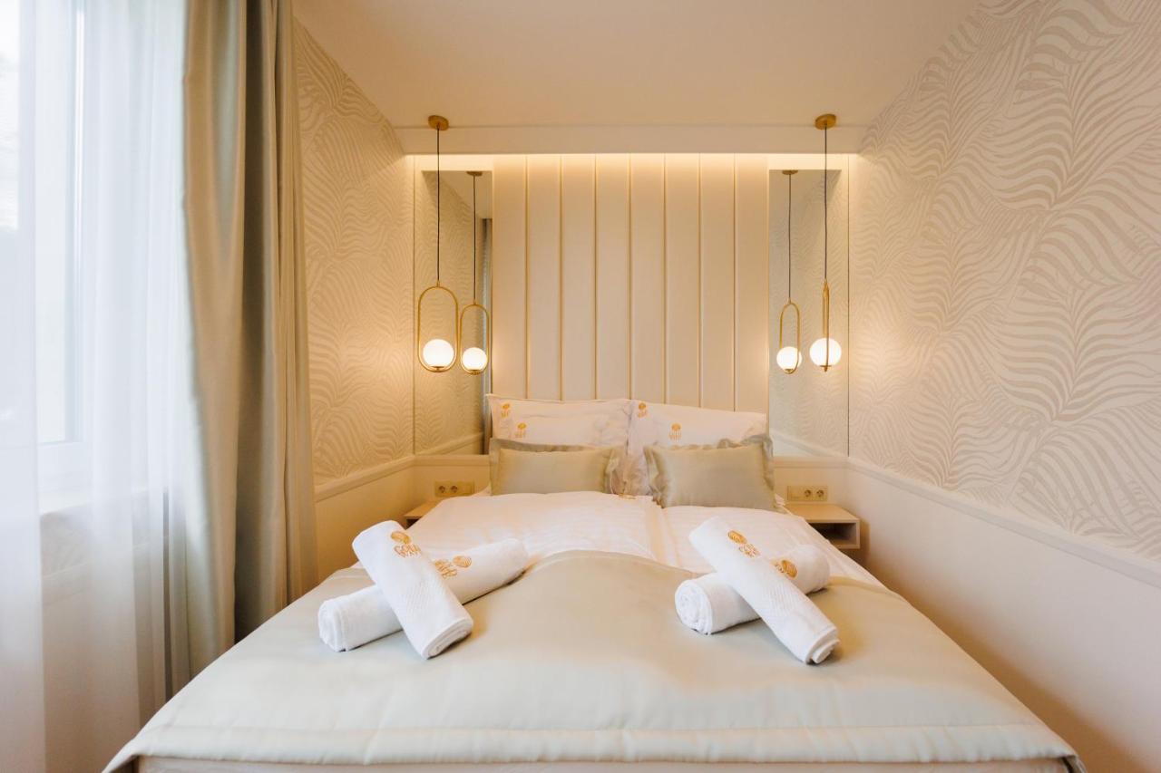 Gold Wave Apartments Siofok Exterior photo